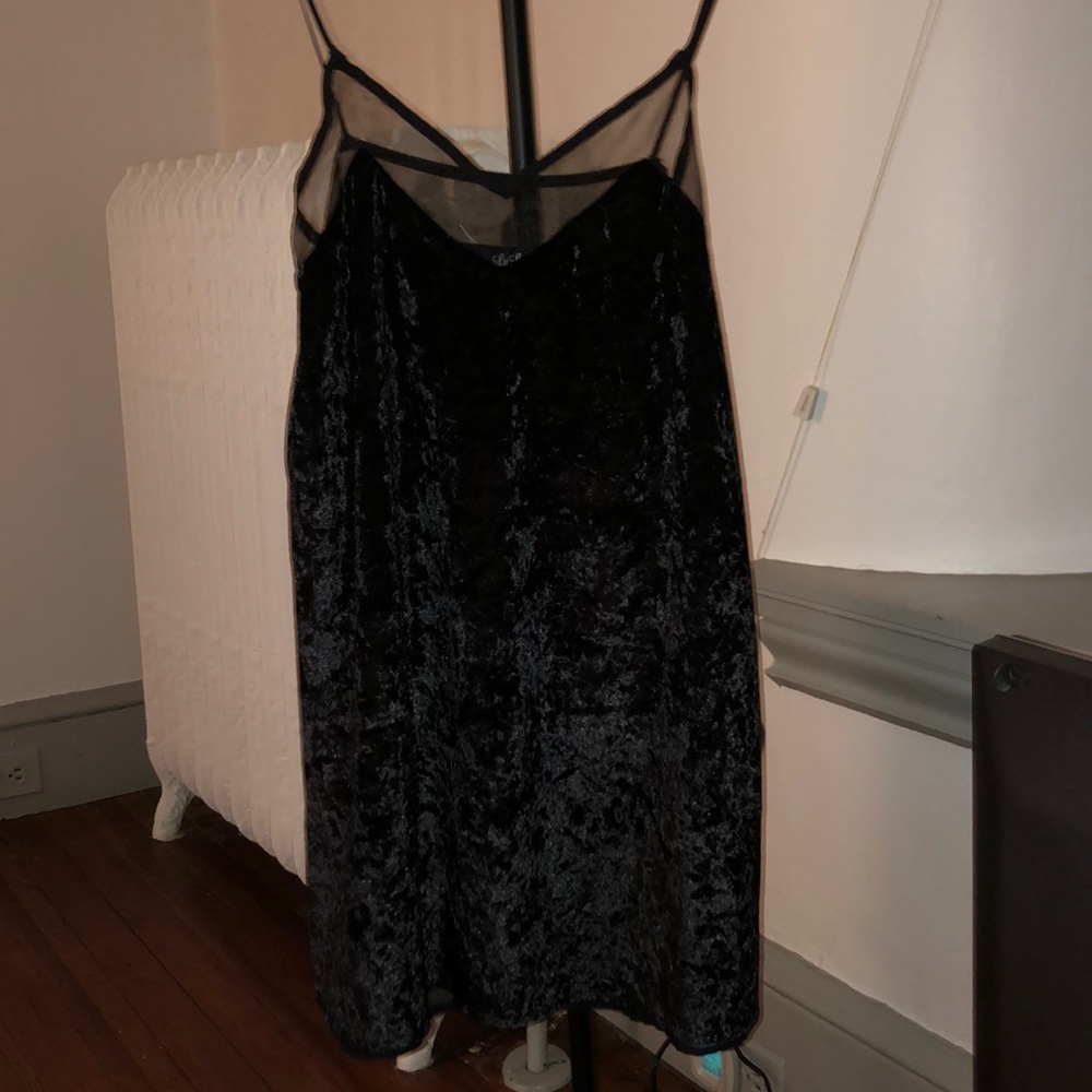 Black velvet lulus dress